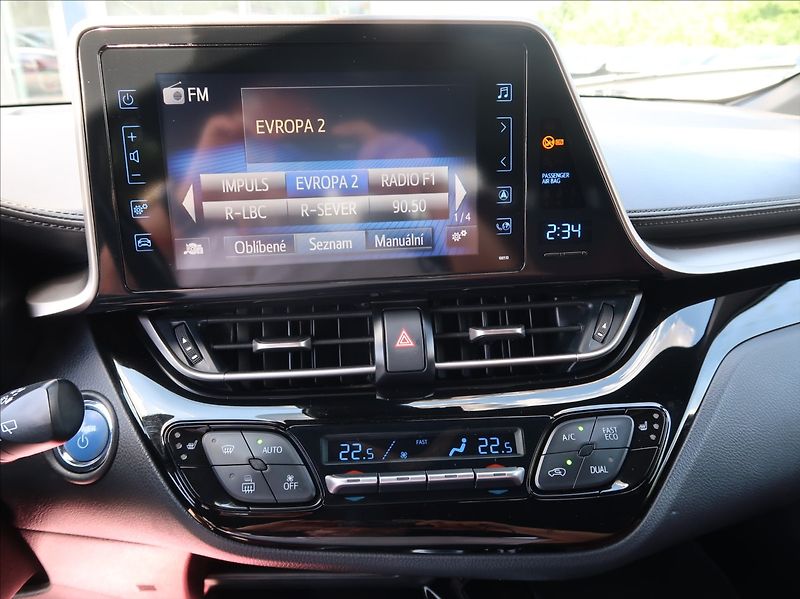 Toyota C-HR 1,8 Hybrid,Selection,NovéČR - fotka 14 z 26