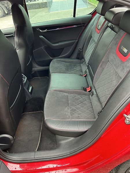 Škoda Octavia (2018) Octavia RS245 DSG - fotka 10 z 17