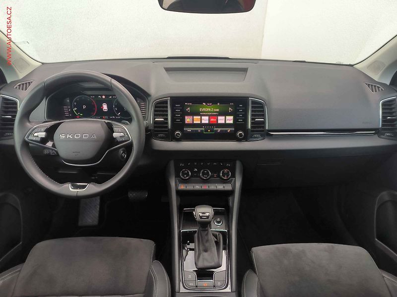 Škoda Karoq (2026) 2.0TDi 4x4 Top Selection, 1 - fotka 8 z 31