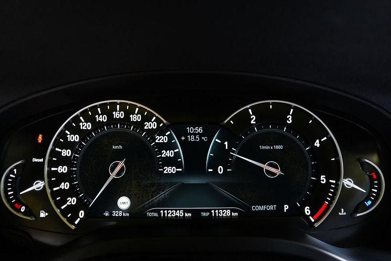 BMW X4 (2020) 2.0d xDrive Mpaket/190PS/ČR - fotka 36 z 46