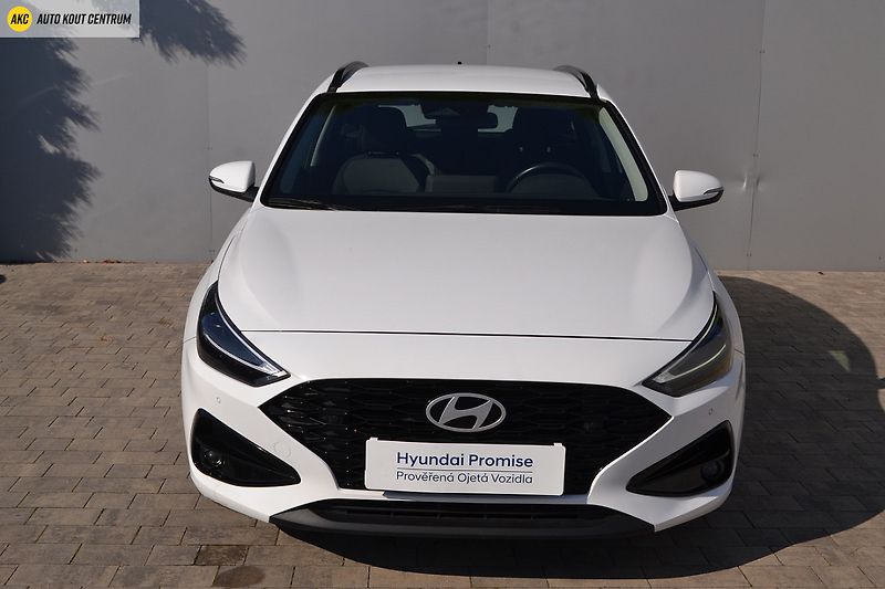 Hyundai i30 WG 1,5I MT SMART FL NAVI - fotka 44 z 45