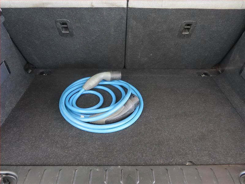 BMW i3 (2016) 60Ah REX, Automat, Tempomat - fotka 15 z 15