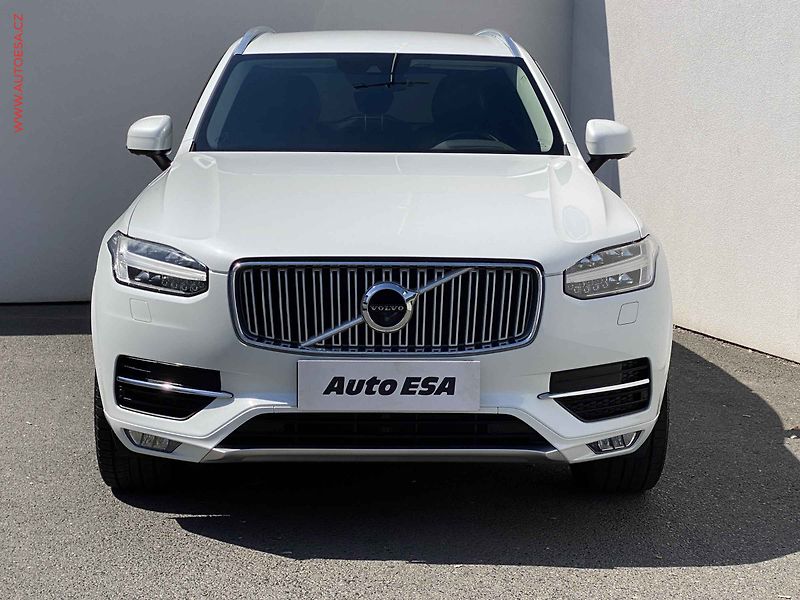 Volvo XC90 (2016) 2.0 D5 4x4, ČR, AT, LED - fotka 2 z 16