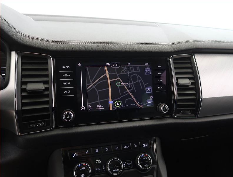 Škoda Kodiaq (2023) Ambition 2.0 TDI, digi klima - fotka 16 z 26