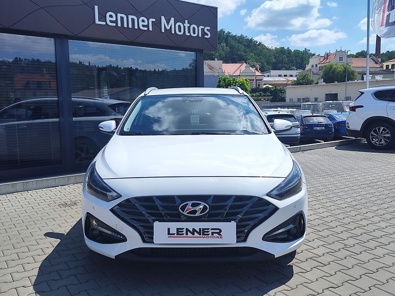 Hyundai i30 1.5 T-GDI/117kW Smart Navi - fotka 2 z 38