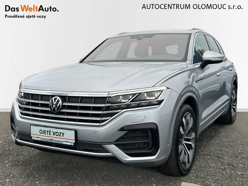 Volkswagen Touareg (2021) V6 3.0TDI 8AT 4MOTION R-Line - fotografie inzerátu