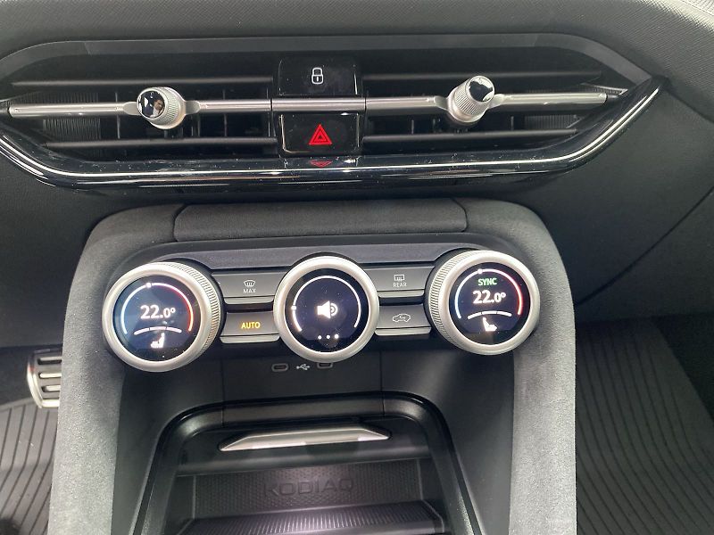 Škoda Kodiaq (2026) 2,0 TDI 142 kW 4x4 DSG Sportli - fotka 19 z 31