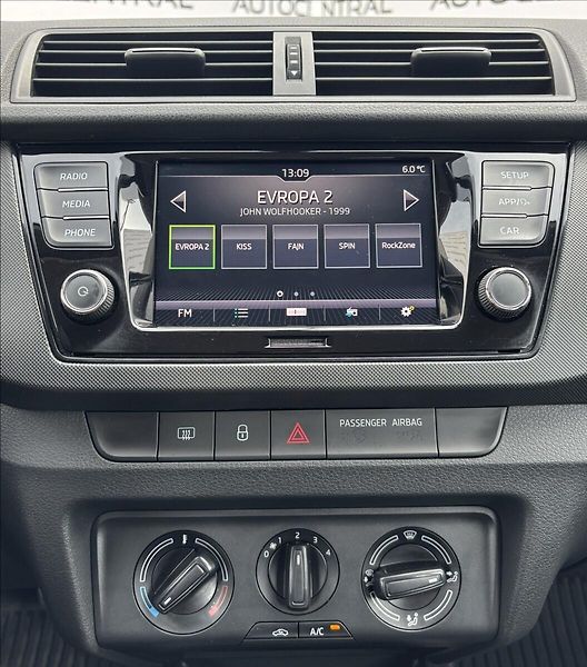 Škoda Fabia 1,0 TSi,1.maj.,ČR,DPH - fotka 16 z 21