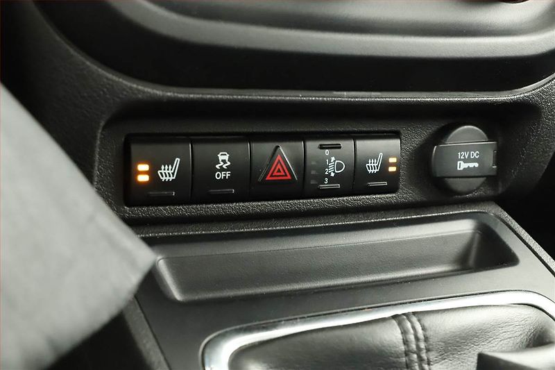 Jeep Compass (2011) 2.2 CRD, 4X4, Tempomat - fotka 13 z 14
