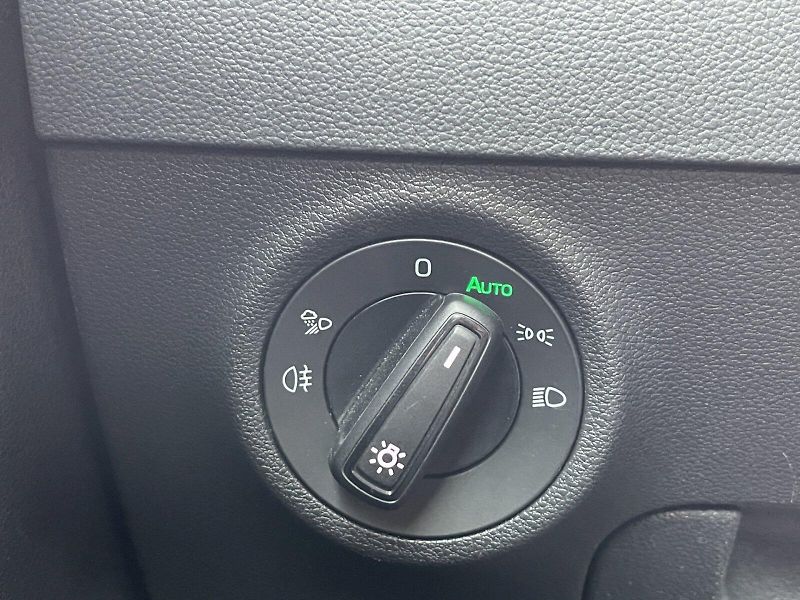 Škoda Karoq (2024) 2.0 TDI 110kW SportLine Exclus - fotka 7 z 35