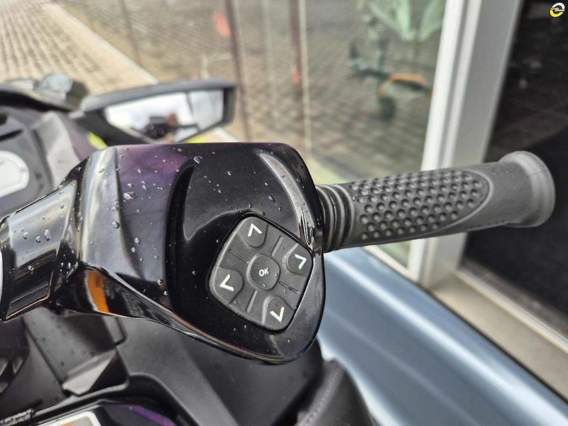 Sea Doo (2024) 21RH - RXP XRS 1-up 325hp - AK - fotka 19 z 21