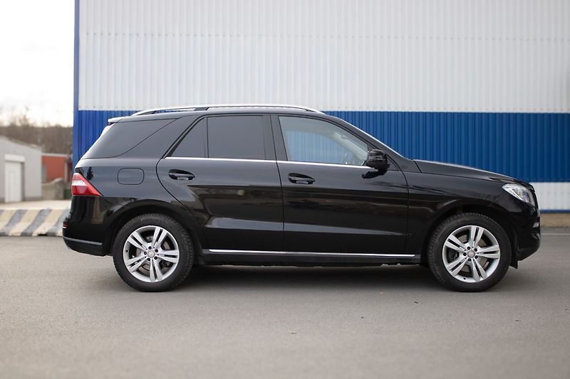 Mercedes-Benz Třídy M Servisované, tažné, 4x4, 225kW - fotka 4 z 34