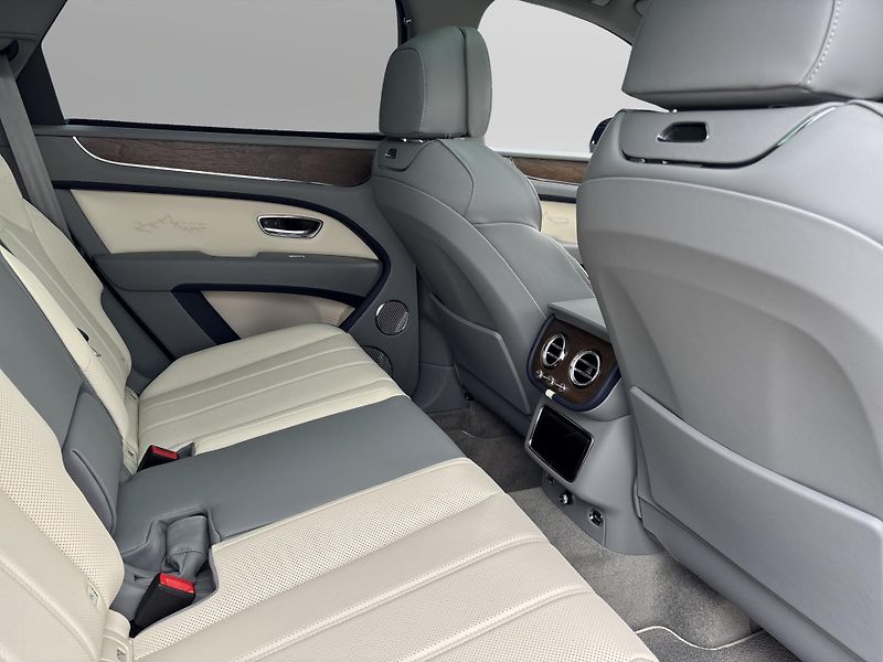 Bentley Bentayga Artenara Edition - fotka 8 z 15