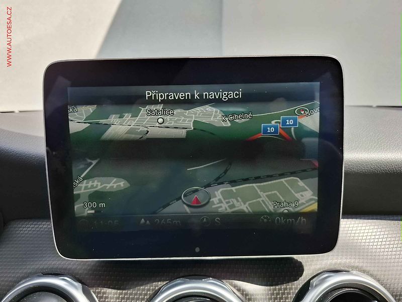Mercedes-Benz GLA (2018) 2.0i 4Mat, ČR, AT, ACC, LED - fotka 14 z 26