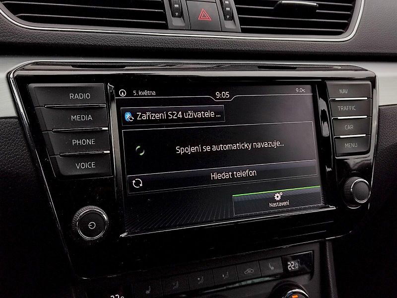 Škoda Superb (2015) Combi Ambition Business  2,0 T - fotka 11 z 36