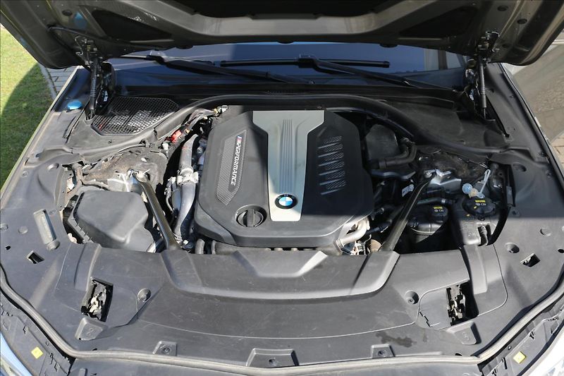 BMW Řada 7 3,0 750LD XDRIVE, ČR, DPH - fotka 69 z 74