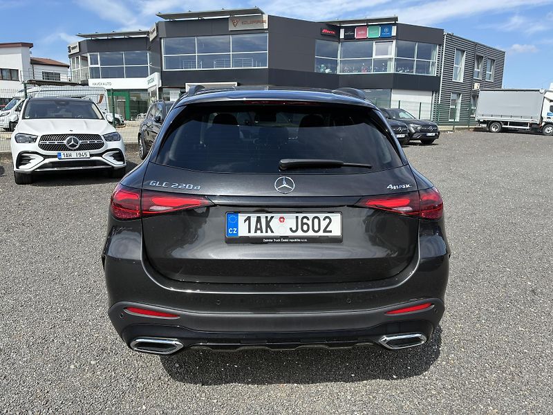 Mercedes-Benz GLC (2025) 220d 4MATIC - fotka 5 z 15
