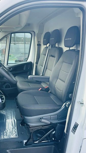 Fiat Ducato (2026) Maxi 2,2 MTJ 140k 6°MT Van 3,5 - fotka 7 z 8
