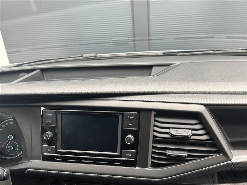 Volkswagen Transporter 2,0 TDI 150PS  L1H1 Van - fotka 20 z 57