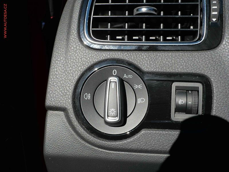 Volkswagen Polo (2016) 1.0 MPi, R-line - fotka 15 z 25