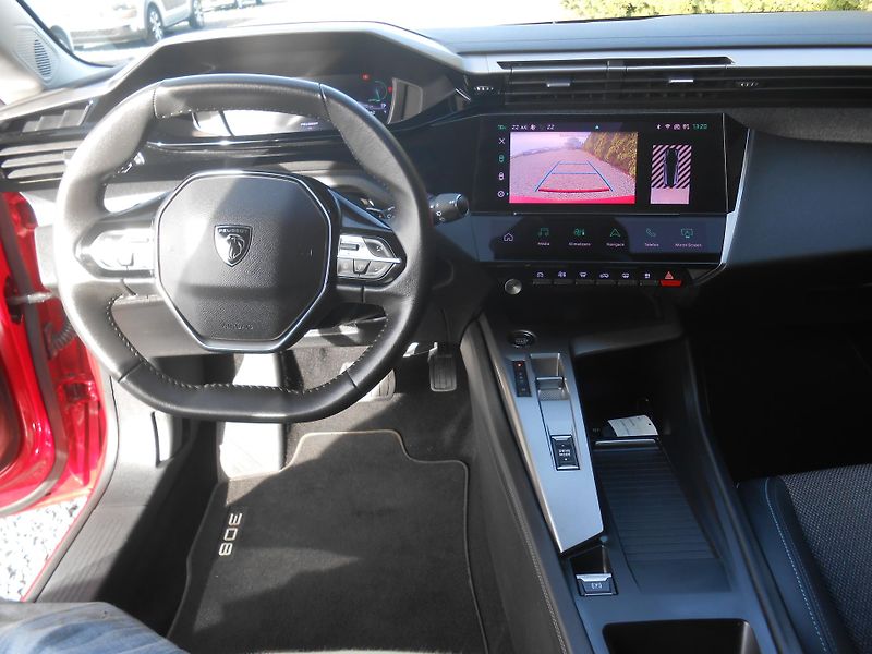 Peugeot 308 allure,led,automat,44tkm - fotka 34 z 41