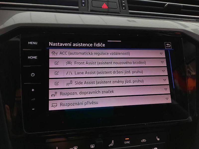 Volkswagen Passat Variant (2023) 2.0 TDI (110kW/150k) DSG, Busi - fotka 17 z 26