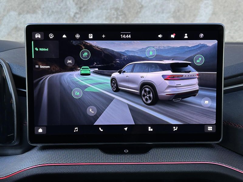 Škoda Kodiaq RS 2.0TSi 4x4 DSG 265PS Matrix - fotka 27 z 41