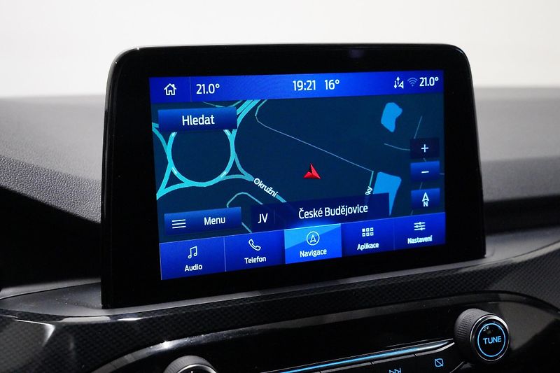 Ford Kuga - fotka 19 z 28