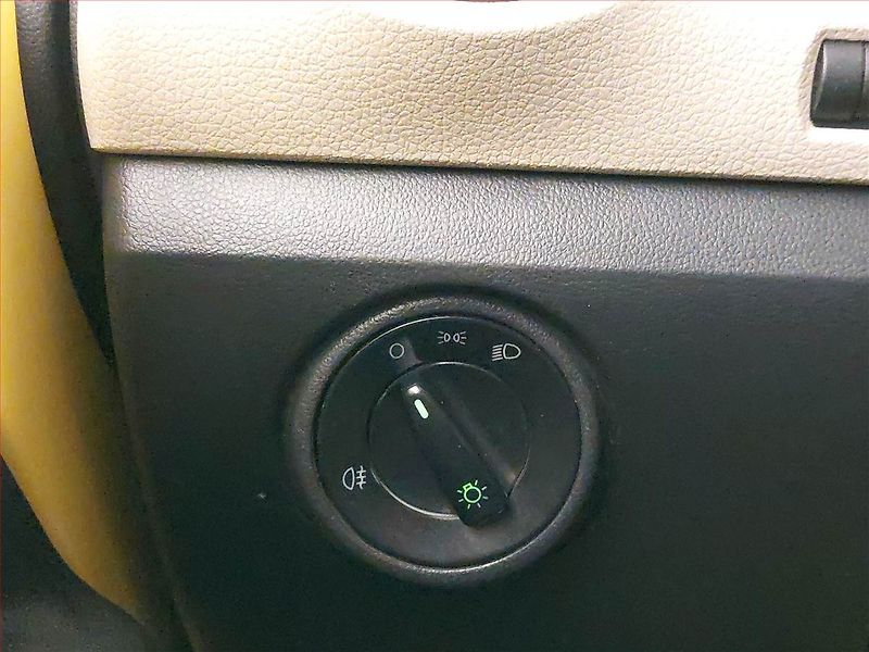 Škoda Citigo (2012) Ambition 1.0 MPI, Serv.kniha - fotka 15 z 16