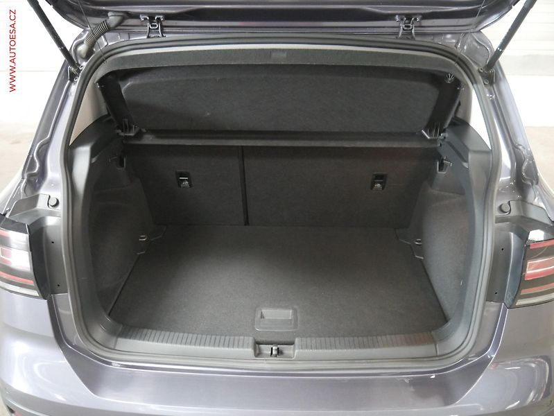 Volkswagen T-Cross (2023) 1.0 TSi, 2.maj,ČR, Style, LED - fotka 7 z 20