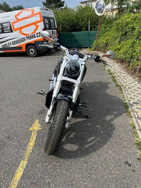 Harley-Davidson VRSCF V-Rod Muscle (2011) - fotka 7 z 13