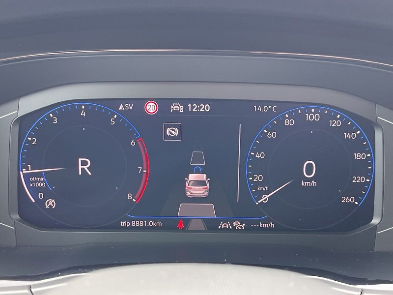 Volkswagen Touran (2026) 1.5 TSI 110 kW EVO2 DSG People - fotka 10 z 35