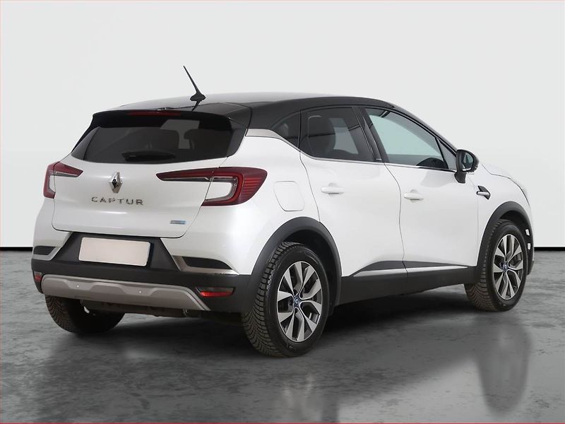 Renault Captur (2020) Intens E-Tech Plug-in, Automat - fotka 5 z 21