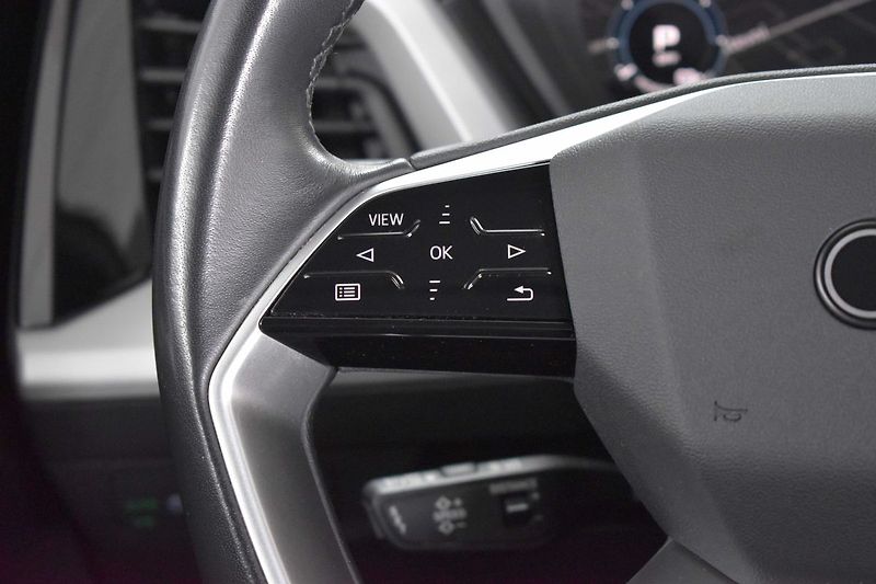Audi Q4 e-tron 45*82kWH*QUATTRO*SoH92%*ČR 1.M - fotka 19 z 46