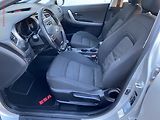 Kia Ceed (2013) 1.4CVVT, Edition, AC, tempo - náhled 9