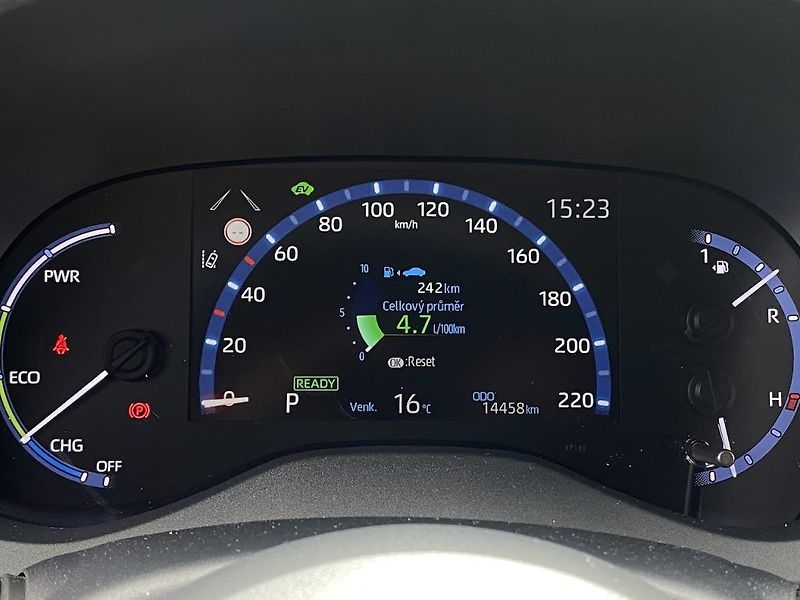 Toyota Yaris Cross 1.5HEV, ČR-1m, ComTech, záruka - fotka 12 z 17