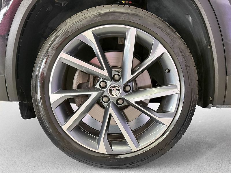 Škoda Kodiaq 2.0TDI DSG 4X4 STYLE PLUS, ACC - fotka 9 z 31