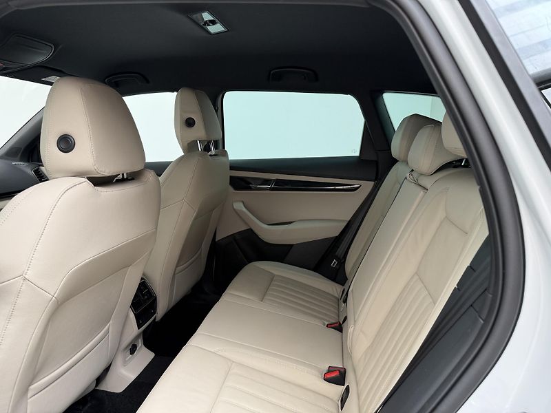 Škoda Karoq 2.0 TDI 85 kW Style DSG - fotka 11 z 13