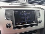 Volkswagen Passat 2.0TDI 110KW MANUAL MATRIX - náhled 44