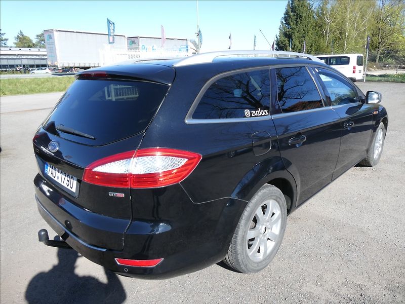 Ford Mondeo 2,2 TDCi NAVI, závěs, TITANIUM - fotka 8 z 39