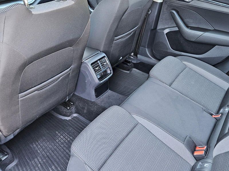 Škoda Octavia (2024) COMBI Ambition PLUS TSI 110/1. - fotka 14 z 26