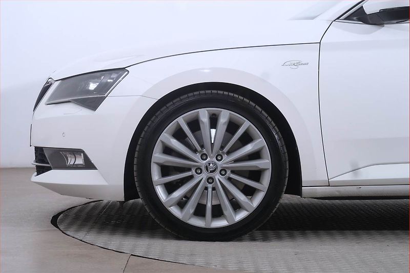 Škoda Superb (2016) Laurin&Klement 2.0 TSI - fotka 15 z 30