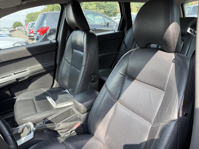 Volvo V50 2.0 D - fotka 14 z 20