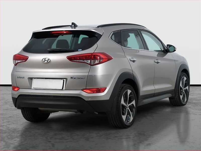 Hyundai Tucson (2016) Style 1.7 CRDi, Automat - fotka 5 z 25