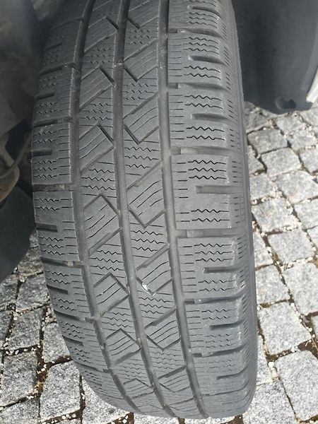 Volkswagen Multivan (2011) 2L 103kw, SPLÁTKY  - fotka 24 z 29