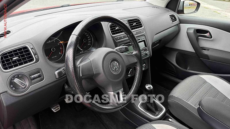 Volkswagen Polo (2011) 1.2TSi Cross - fotka 3 z 3