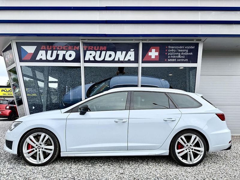 Seat Leon 2,0 ST Cupra 206kW Automat - fotka 14 z 50