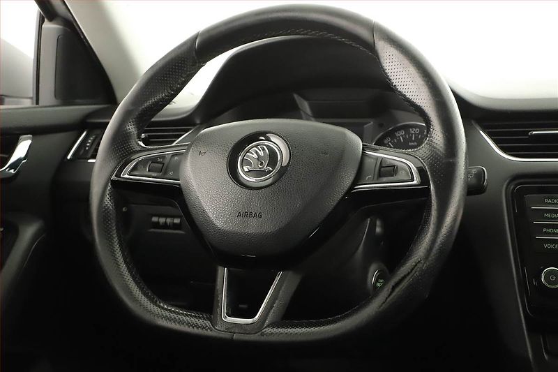 Škoda Octavia (2016) Style 2.0 TDI, Serv.kniha - fotka 8 z 13