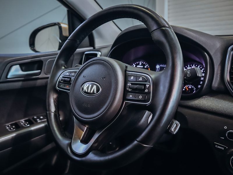 Kia Sportage 1.7 CRDi Comfort - fotka 14 z 26