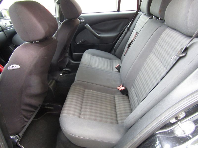 Škoda Octavia (2008) 1.9 TDI 74kW BEZ KOROZE - fotka 21 z 35